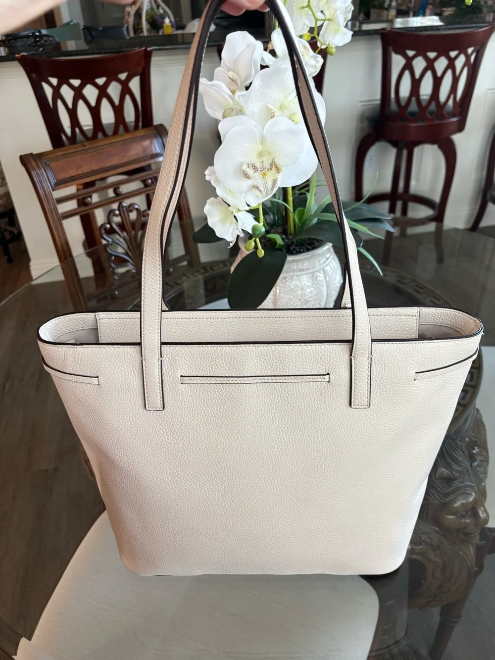 🤍🤍KATE SPADE HAYES PEBBLED LEATHER PARCHMENT ZIP TOP TOTE BAG!🤍🤍